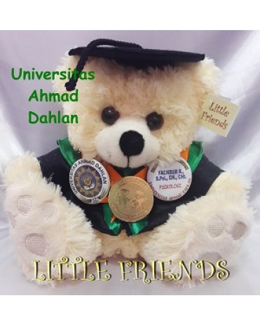 Boneka Wisuda Universitas Ahmad Dahlan - S2 (25 cm)